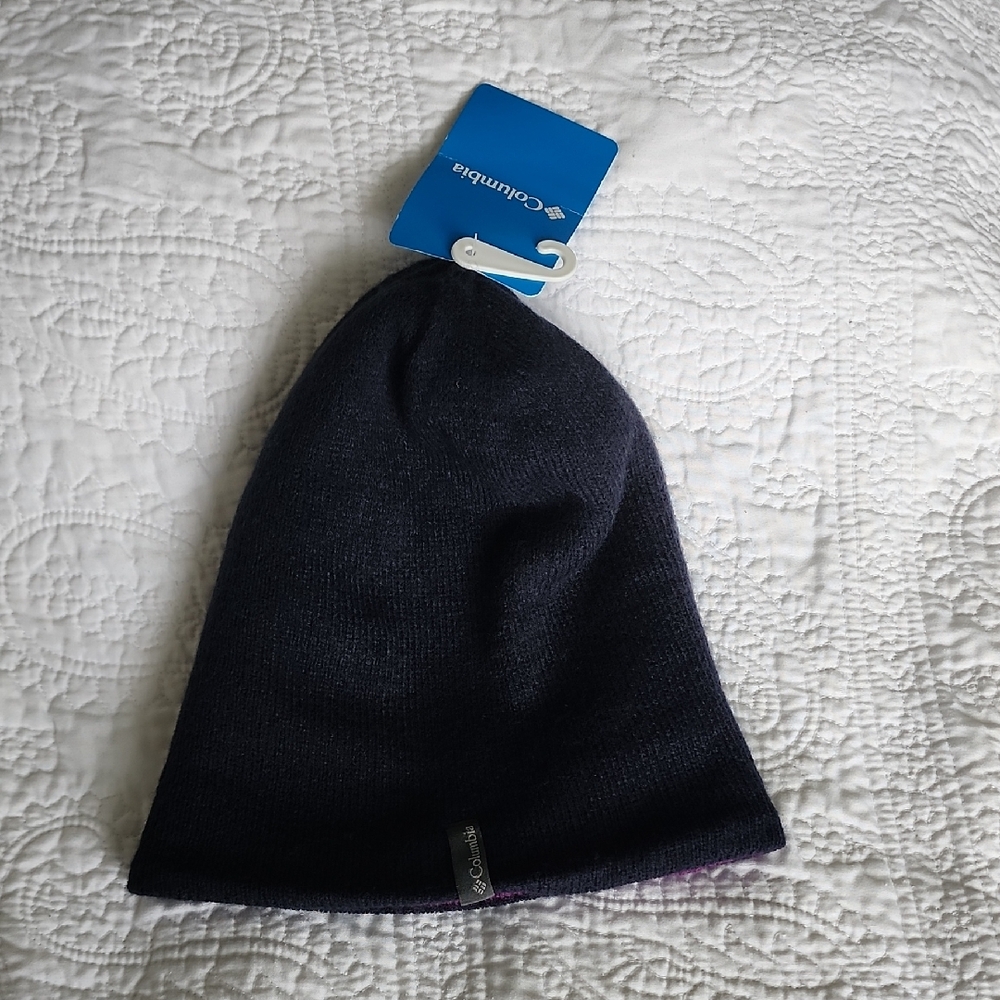 NWT Columbia Blue Beanie Unisex One Size Purple Interior